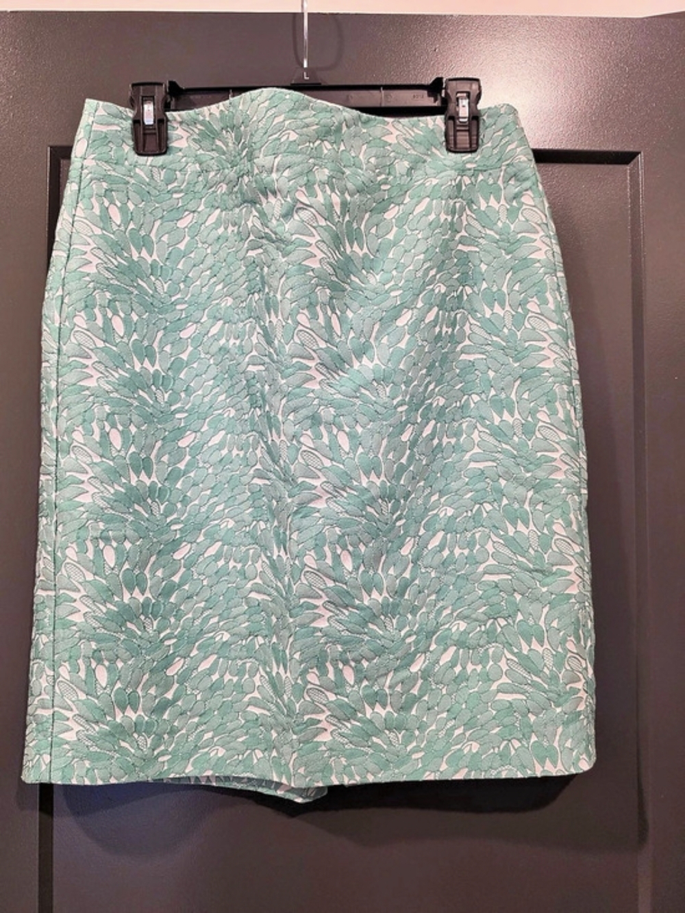 Ann Taylor Abstract Green Skirt
